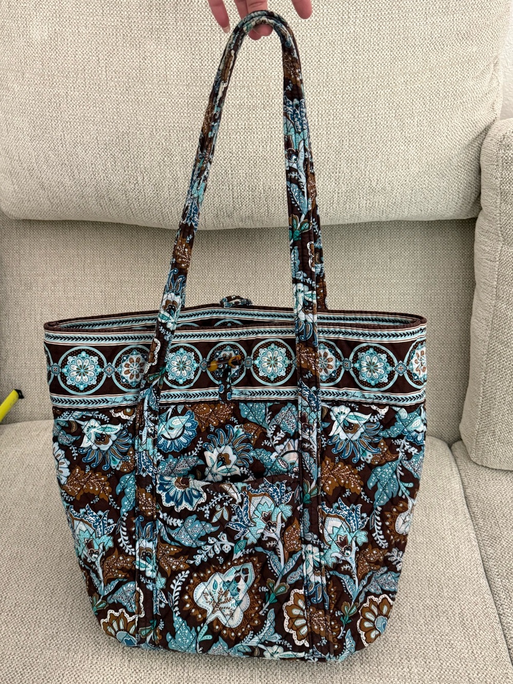 CUTE Vera Bradley Turquoise and Brown Floral Quilted Tote